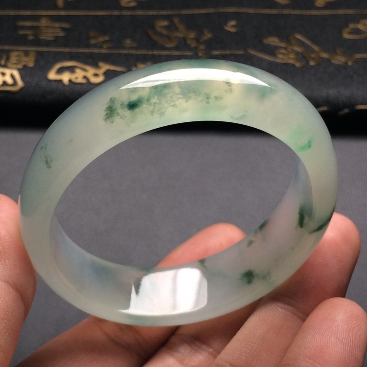 （超值推荐）冰种飘花贵妃手镯（57.6mm-51.8mm）