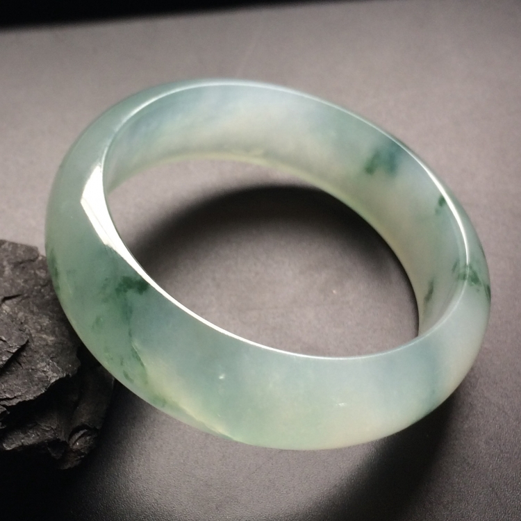 （超值推荐）冰种飘花贵妃手镯（57.6mm-51.8mm）