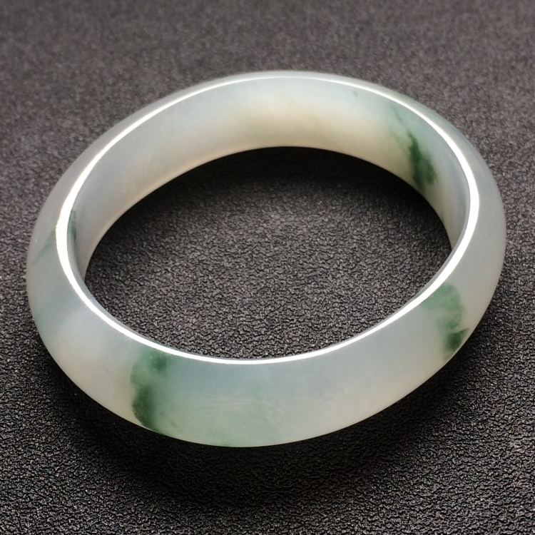 （超值推荐）冰种飘花贵妃手镯（52.6mm-45.7mm）