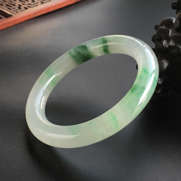 (超值推荐)冰种飘花圆条手镯(56.4mm)
