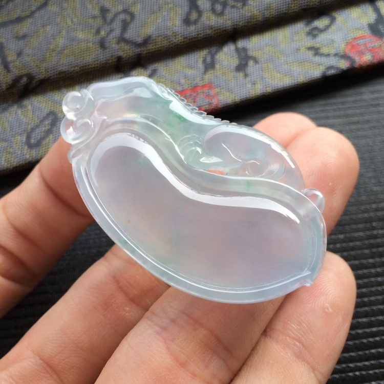 (超值推荐)冰种淡紫罗飘花福瓜挂件