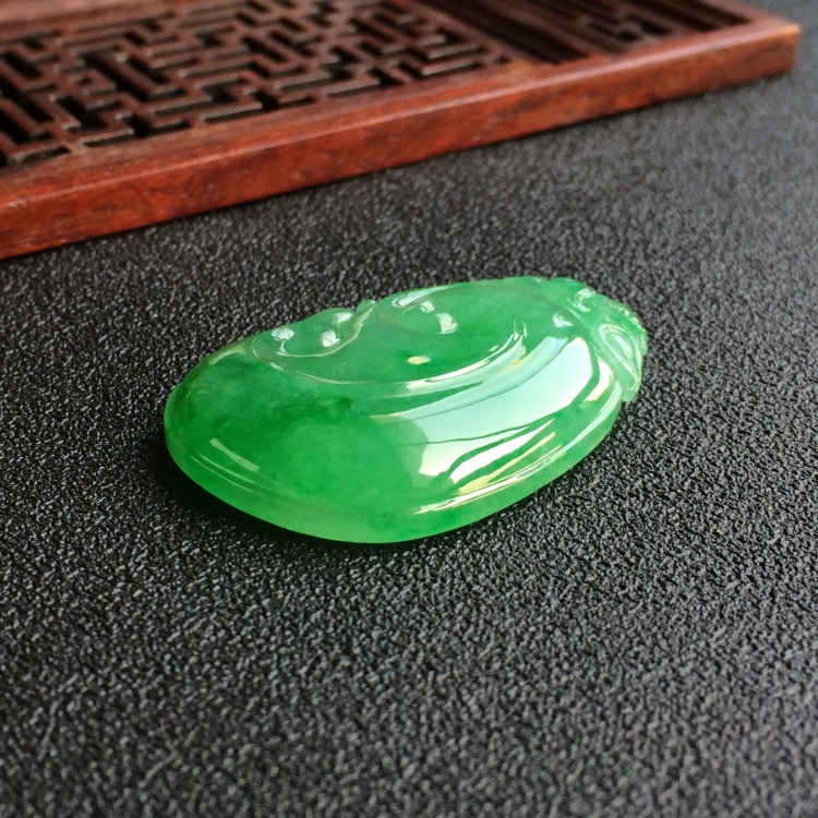 (超值推荐)糯冰种翠色如意挂件