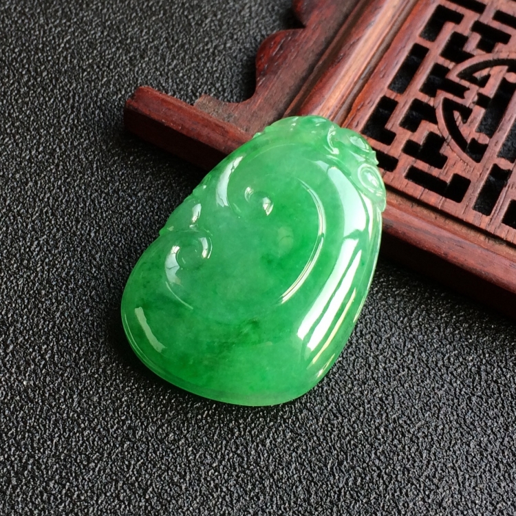 (超值推荐)糯冰种翠色如意挂件