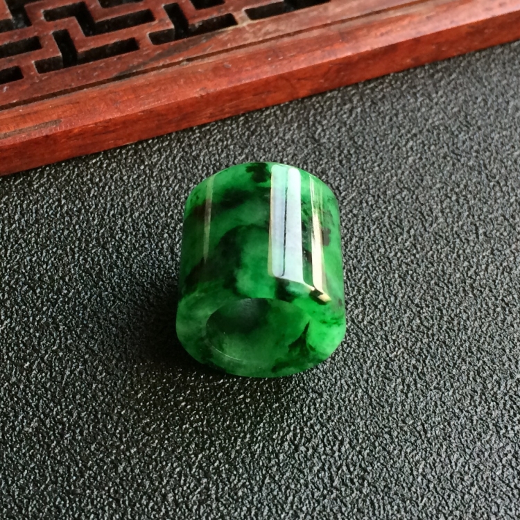 (超值推荐)糯冰种廯加绿路路通挂件