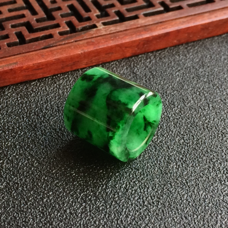 (超值推荐)糯冰种廯加绿路路通挂件