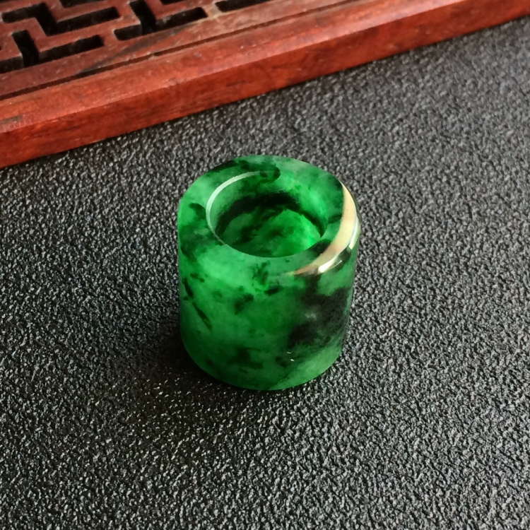 (超值推荐)糯冰种廯加绿路路通挂件