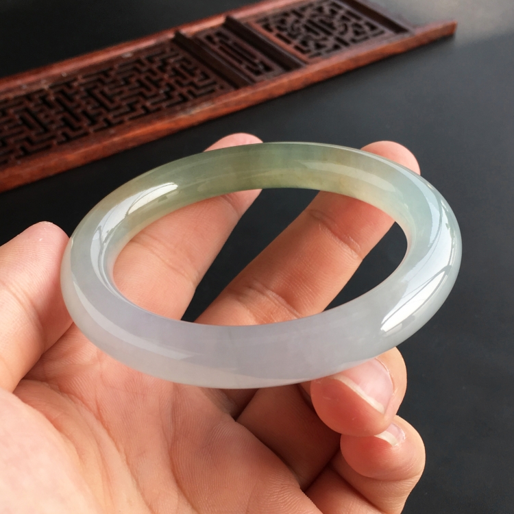 (超值推荐)冰种晴水黄翡圆条手镯(53.8mm)