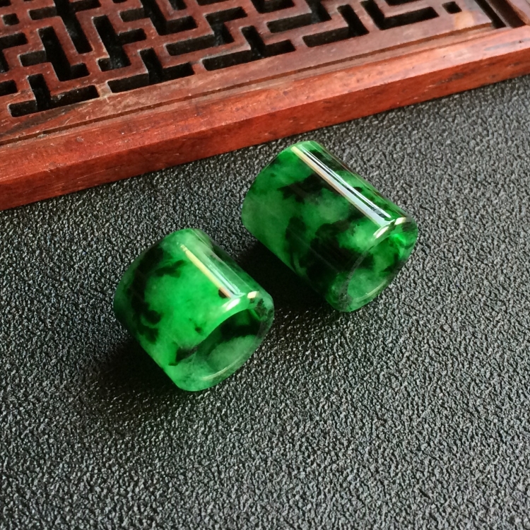 (超值推荐)糯冰种廯加绿路路通挂件(单价)