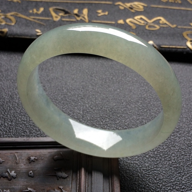 （超值推荐）冰种淡晴水手镯（58.3mm）
