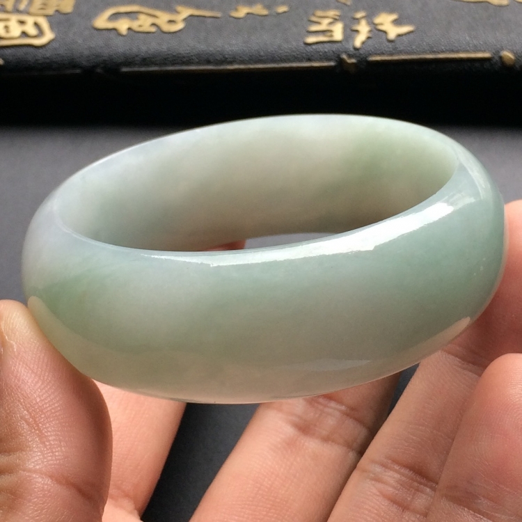 （超值推荐）糯冰种晴水手镯（54mm）