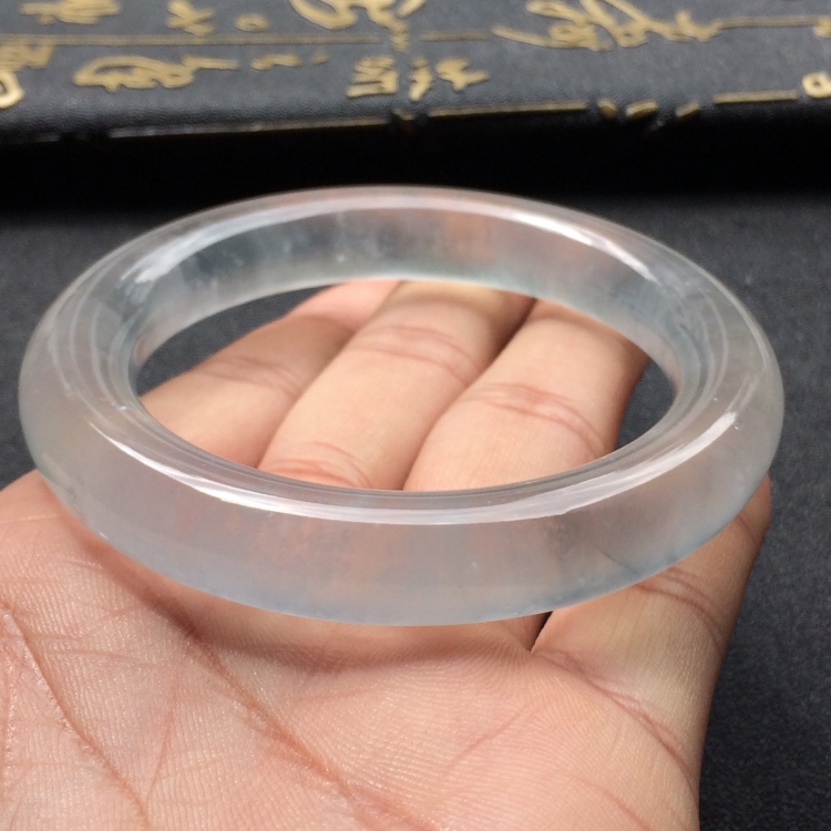（超值推荐）冰玻种淡晴水圆条手镯（54.5mm）