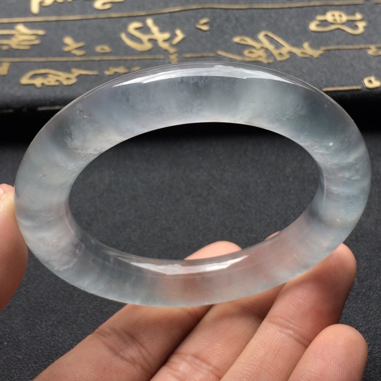 （超值推荐）冰玻种淡晴水圆条手镯（54.5mm）