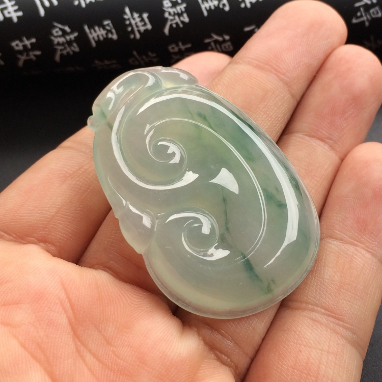 （超值推荐）冰种飘花如意挂件