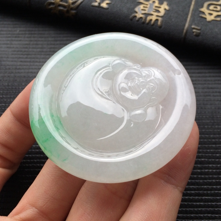 (超值推荐)糯冰种飘绿花玉佛挂件