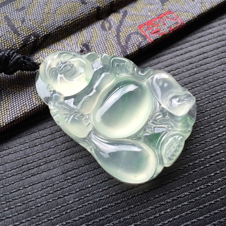 (超值推荐)冰种飘绿花布袋佛挂件