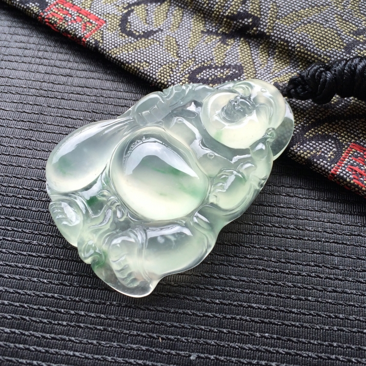 (超值推荐)冰种飘绿花布袋佛挂件