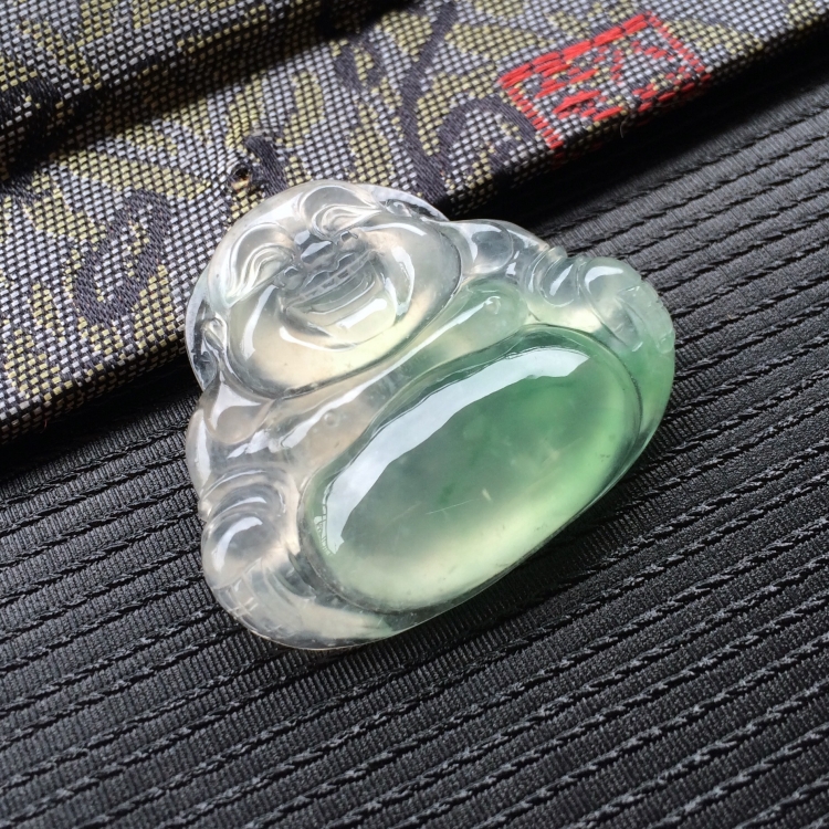(超值推荐)冰种飘绿花玉佛挂件