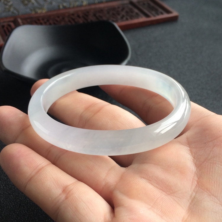 (超值推荐)冰种淡晴水贵妃镯(56.5mm-48.1mm)