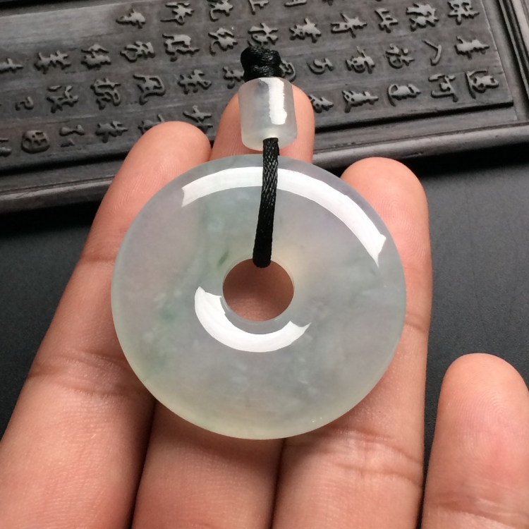 （超值推荐）冰种淡晴水平安扣挂件
