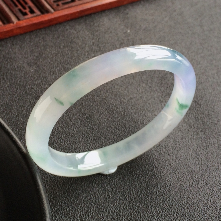 (超值推荐)冰种飘花略带紫罗兰贵妃镯(54.5mm-46mm)