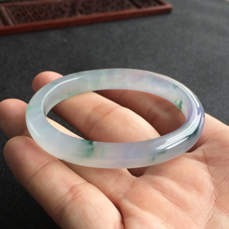 (超值推荐)冰种飘花略带紫罗兰贵妃镯(54.5mm-46mm)
