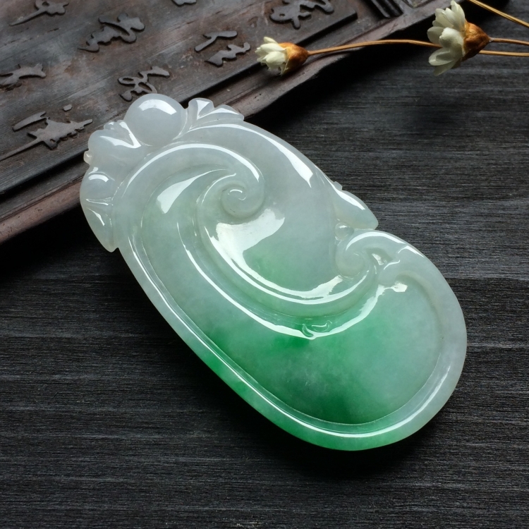 （超值推荐）糯冰种飘翠如意挂件