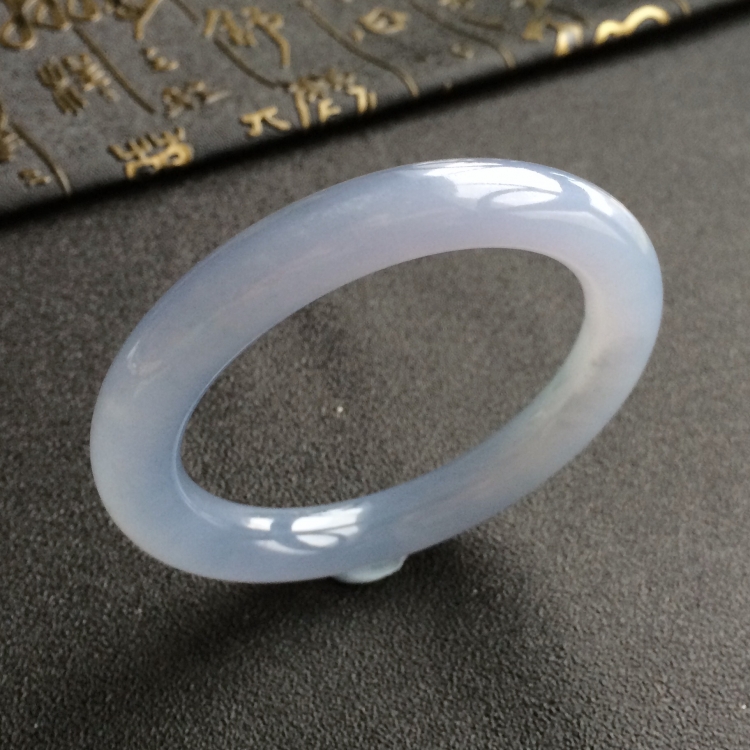 (超值推荐)糯冰种紫罗兰圆条手镯(54.7mm)