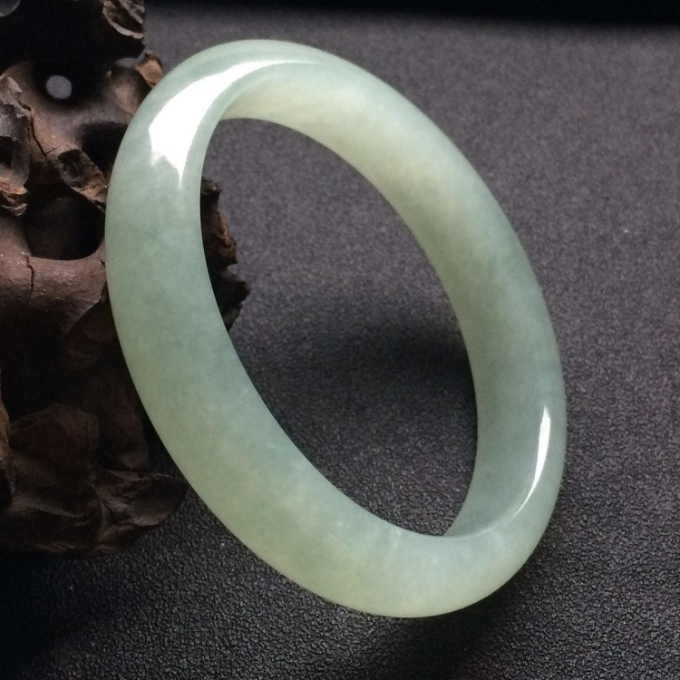 （超值推荐）糯冰种晴水贵妃镯（55mm-48mm）