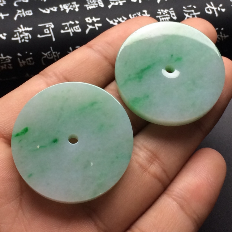 （超值推荐）糯冰种飘翠平安扣挂件（一对）