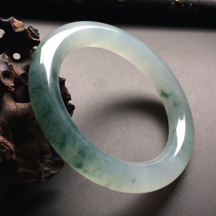 （超值推荐）冰种飘花圆条手镯（57.7mm）