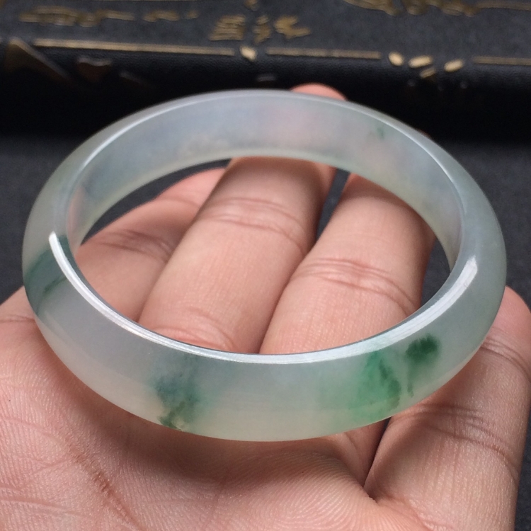 （超值推荐）冰种飘花贵妃镯（56.3mm-49.6mm）