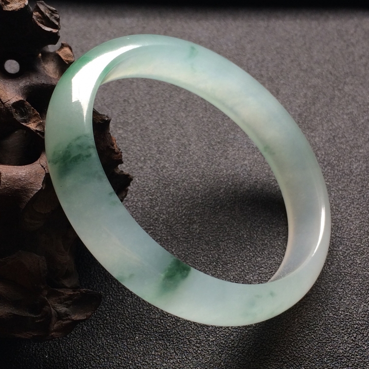（超值推荐）冰种飘花贵妃镯（56.3mm-49.6mm）
