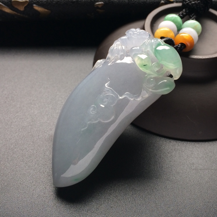 （超值推荐）糯冰种紫罗兰飘花福瓜挂件