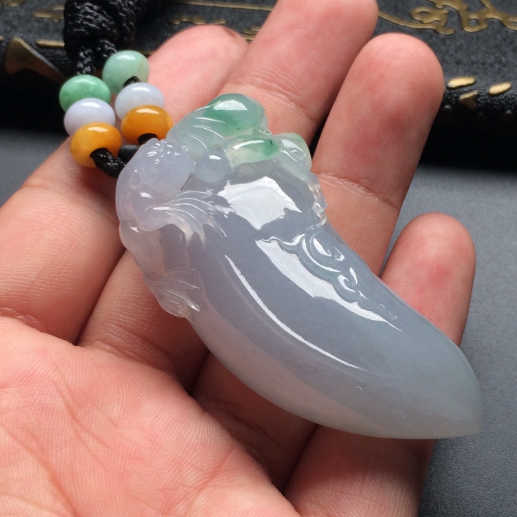 （超值推荐）糯冰种紫罗兰飘花福瓜挂件