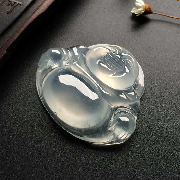 （超值推荐）冰玻种淡晴水玉佛挂件