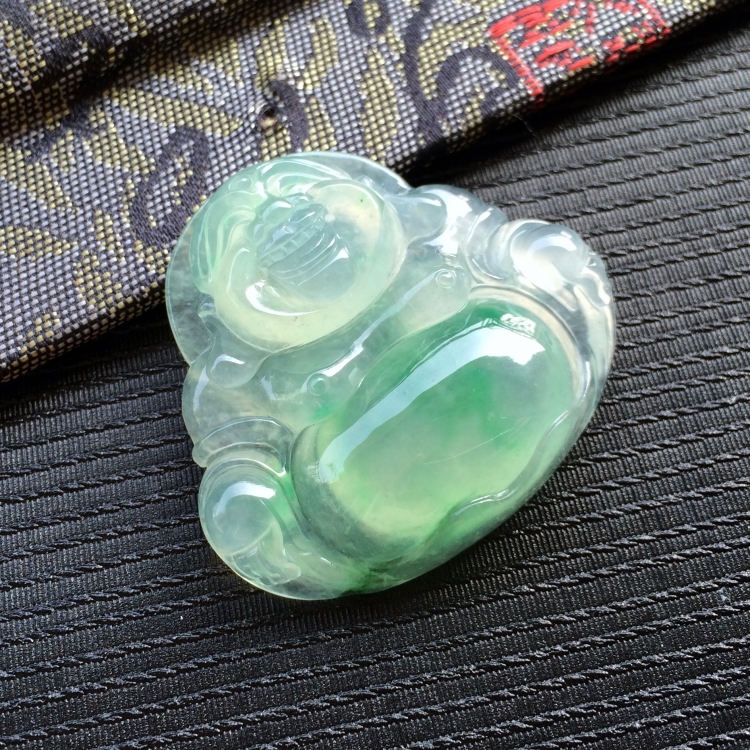 (超值推荐)冰种飘翠玉佛挂件