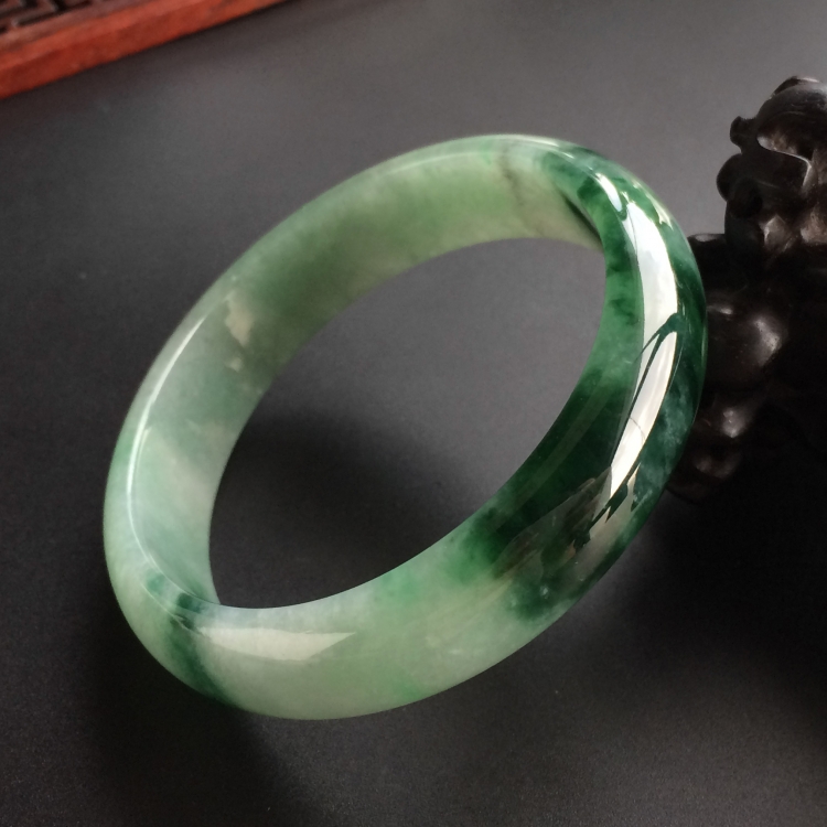 (超值推荐)糯冰种飘花手镯(57.1mm)