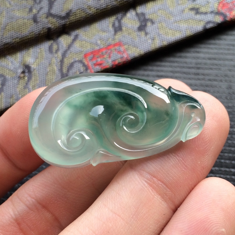 (超值推荐)冰种飘花如意挂件
