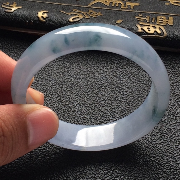 （超值推荐）糯冰种紫罗兰飘花贵妃镯（54.2mm-46.9mm）