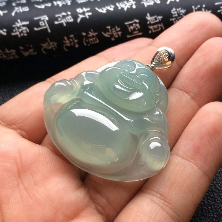 （超值推荐）冰种淡晴水玉佛挂件（金扣）