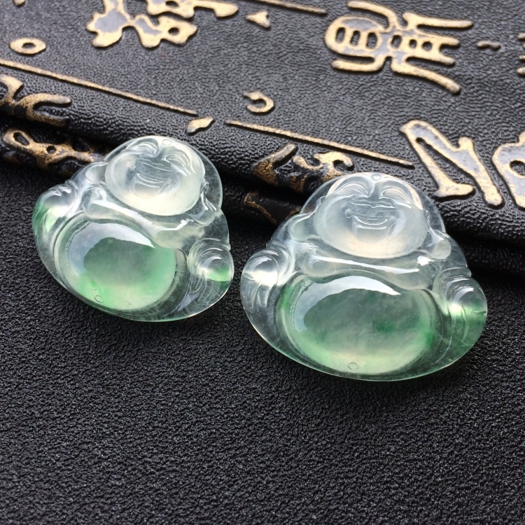 (超值推荐)冰种飘绿花玉佛挂件一对