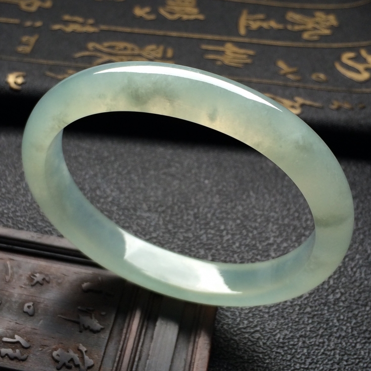 （超值推荐）冰种晴水贵妃镯（57mm-49mm）