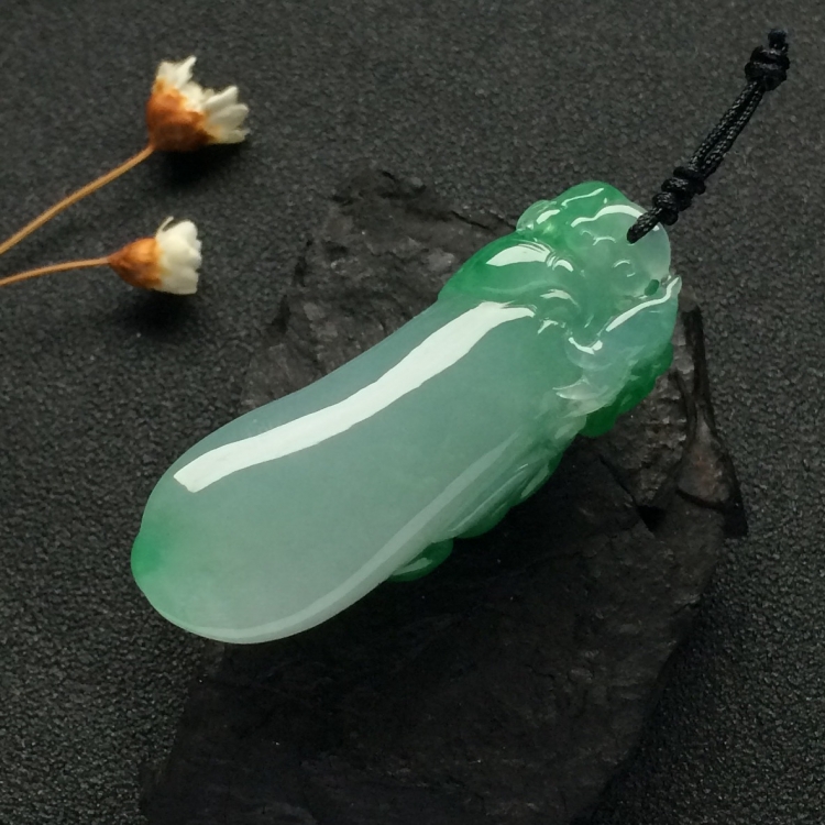 （超值推荐）糯冰种飘翠福瓜挂件