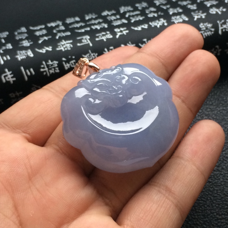 （超值推荐）糯冰种紫罗兰如意寿挂件（金扣）