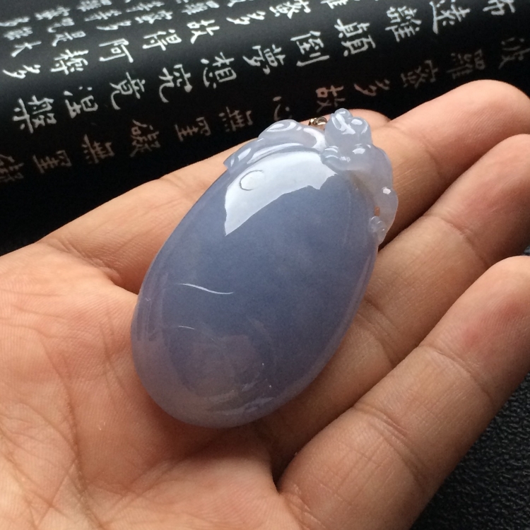 （超值推荐）糯冰种紫罗兰福瓜挂件（金扣）