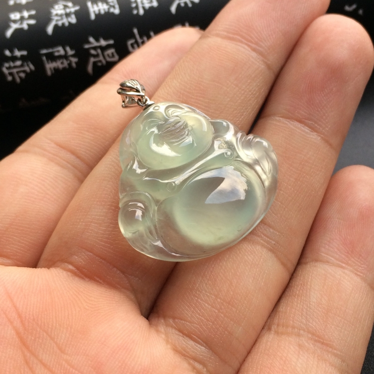 （超值推荐）冰种淡晴水玉佛挂件（金扣）