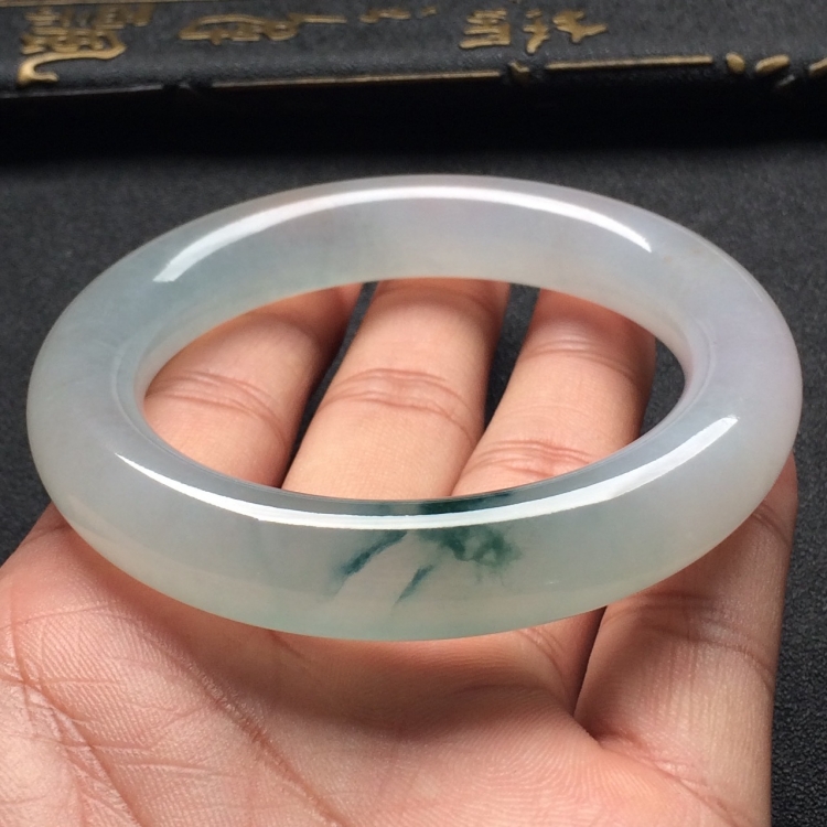 （超值推荐）冰种飘花圆条手镯（55.3mm）