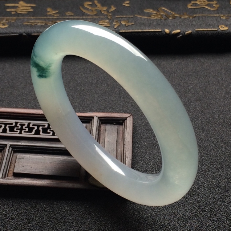 （超值推荐）冰种飘花圆条手镯（55.3mm）