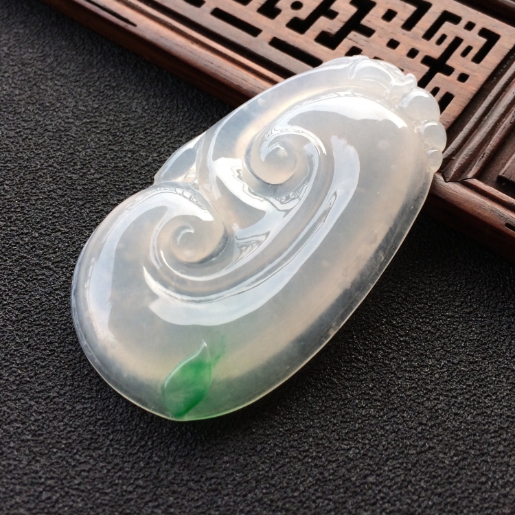 (超值推荐)糯冰种飘翠如意挂件
