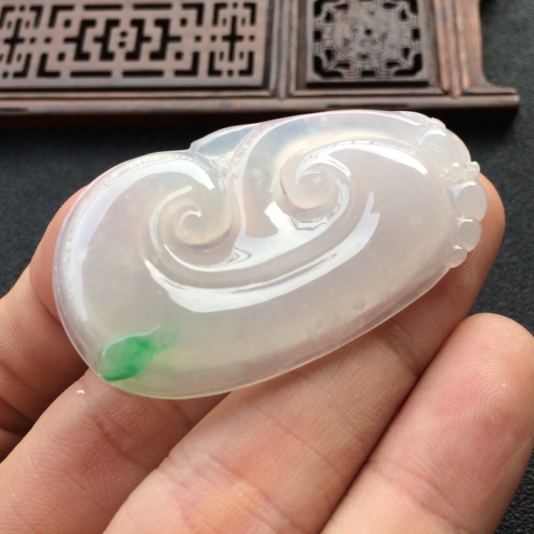 (超值推荐)糯冰种飘翠如意挂件